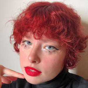 Chloe Woodard Birthday, Real Name, Age, Weight, Height, Family, Facts